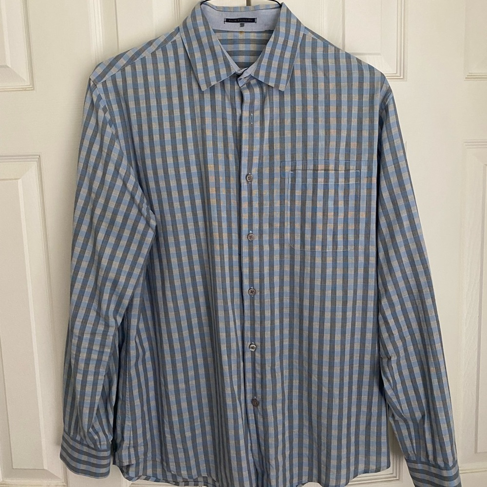 Elle Tahari men’s dress shirt
